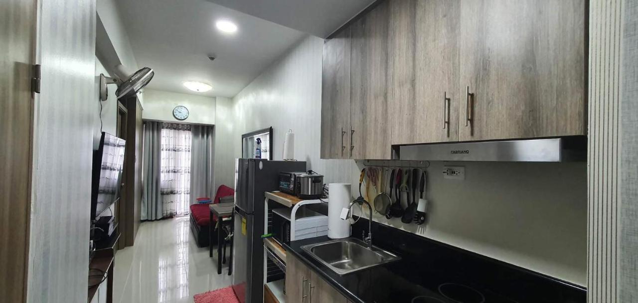 Schoenes Apartment Mit Pool-Nutzung Manila Exterior foto