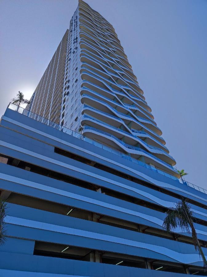 Schoenes Apartment Mit Pool-Nutzung Manila Exterior foto